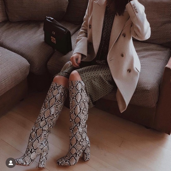 Boots - Picture 6 of 6